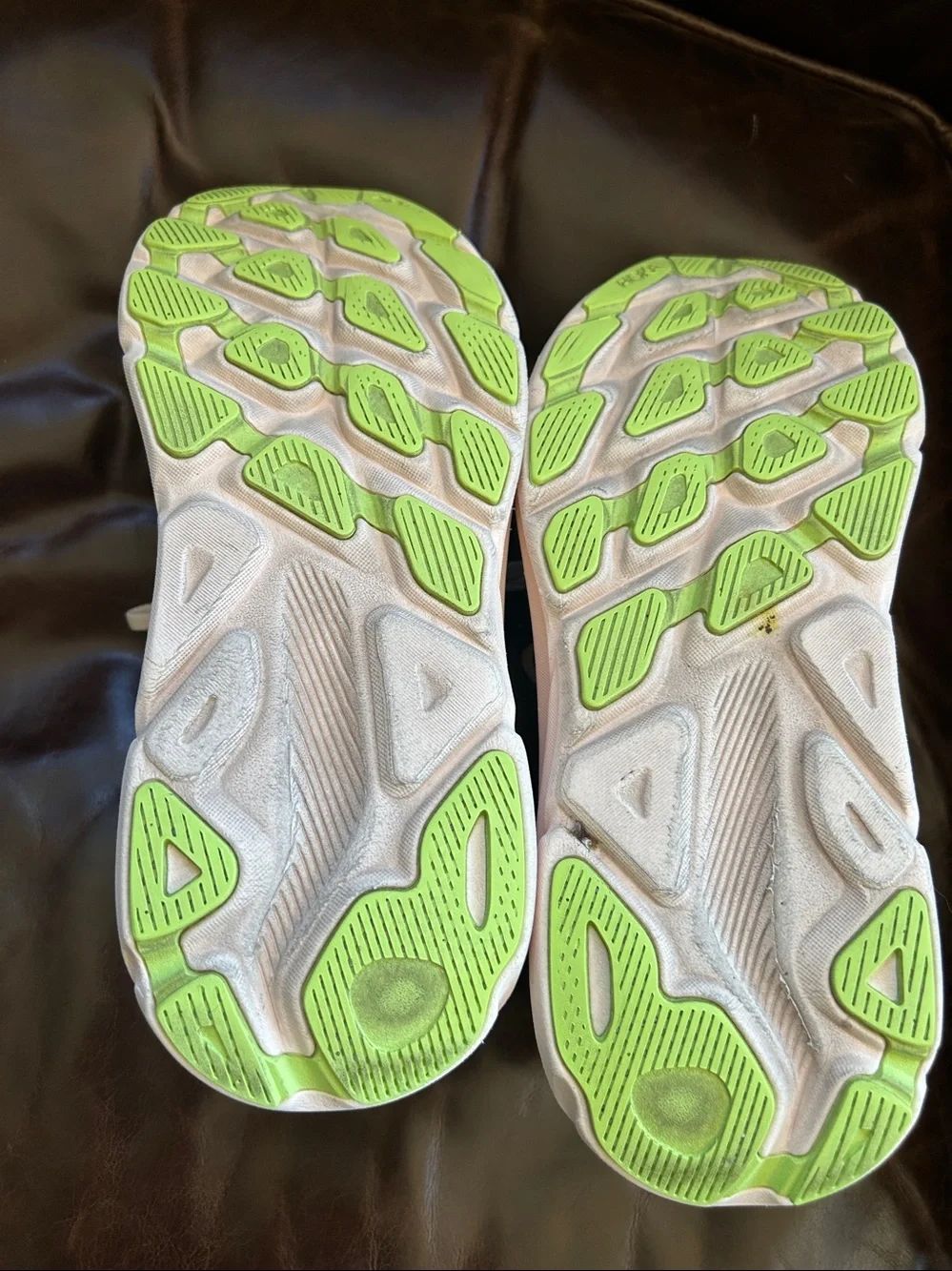 Hoka One One size 9b